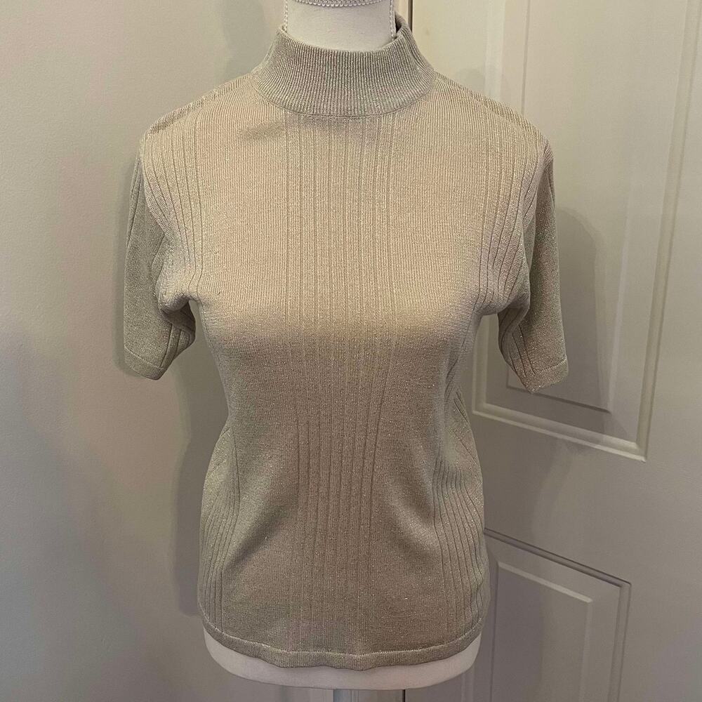 Distinctive New York Silver Knit Mockneck Short Sleeve Shirt Size Small